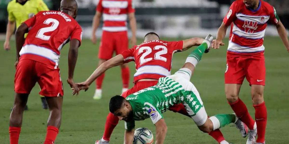 El Betis Deportivo Balompié recibe al Granada Club de Fútbol en el Estadio Benito Villamarín por la 37ª jornada de La Liga Santander.