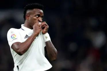 El brasilero lleva ocho juegos de visitante donde habla más de lo que juega, cero goles, cero asistencias.