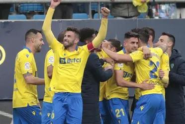El Cádiz gana desde el comienzo 1 a 0 al conjunto colchonero