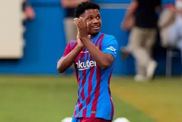 El canterano, portador del dorsal "10" del Fc Barcelona ha estado en la mira de los grandes clubes de Europa. Pero permanece fire en la institución blaugrana, a pesar de varios intentos por sacarlo.