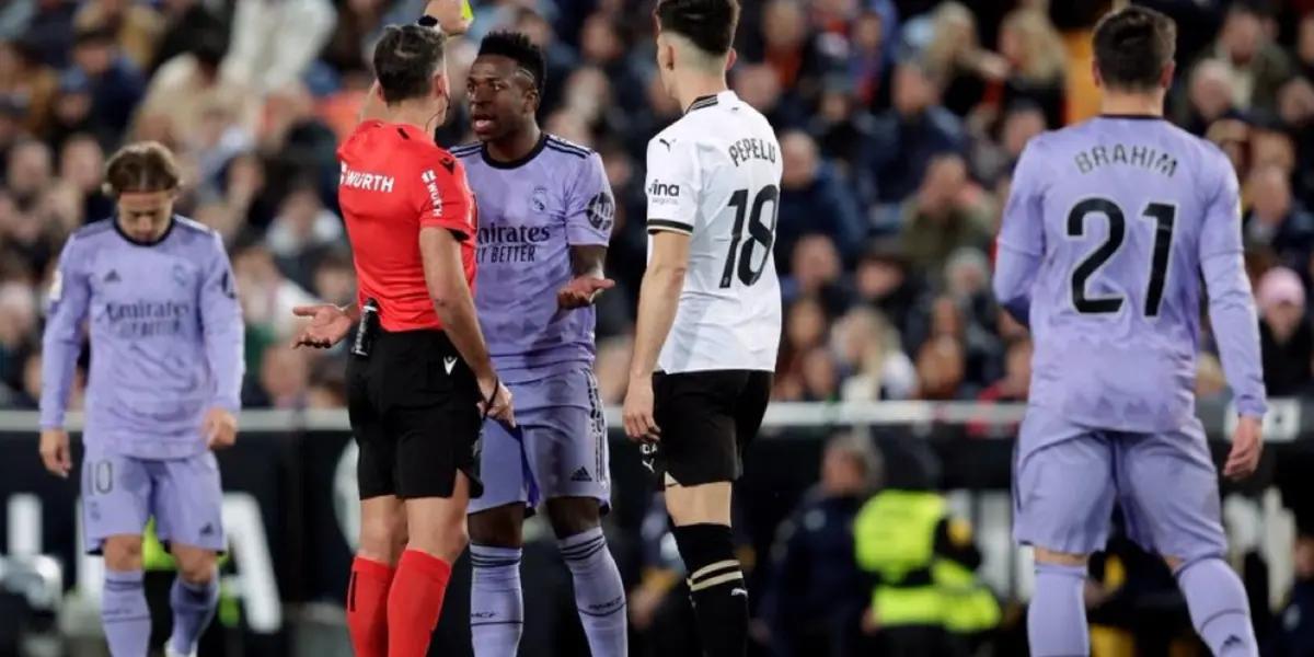 El castigo para Gil Manzano luego de quitarle el gol al Madrid contra Valencia