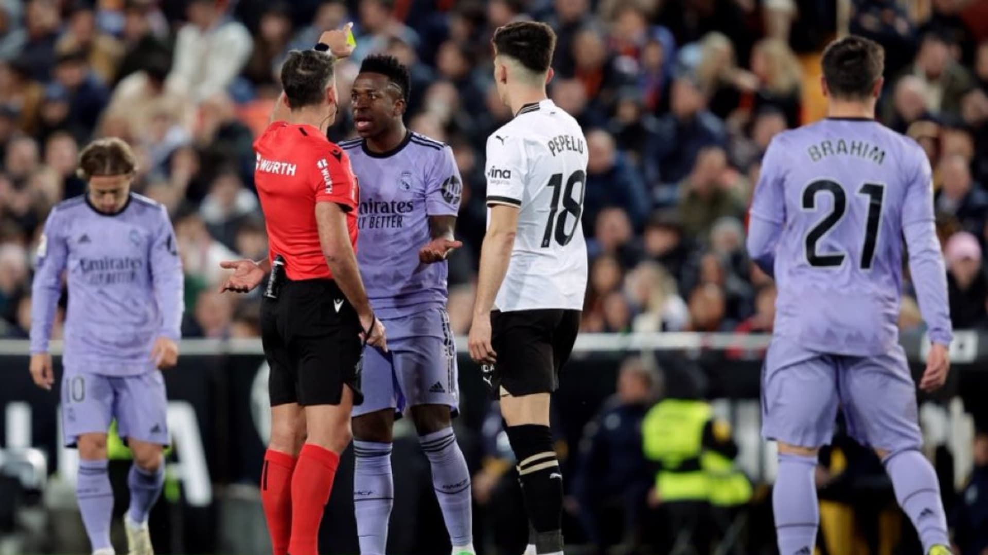 El castigo para Gil Manzano luego de quitarle el gol al Madrid contra Valencia