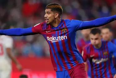 El central uruguayo se ha convertido en una autentica estrella culé, con solo 23 años el futbolista es una de las piezas claves del equipo dirigido por Xavi Hernández y muchos ya lo consideran el próximo Carles Puyol de la plantilla.