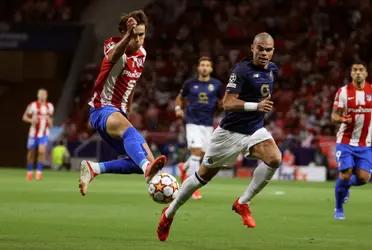 El Colchonero, como local, empató sin goles frente al Porto en uno de los duelos de este miércoles por el Grupo B del torneo continental. Diego Simeone, no pudo ante el equipo portugués y fue salvado por el VAR a último momento.
