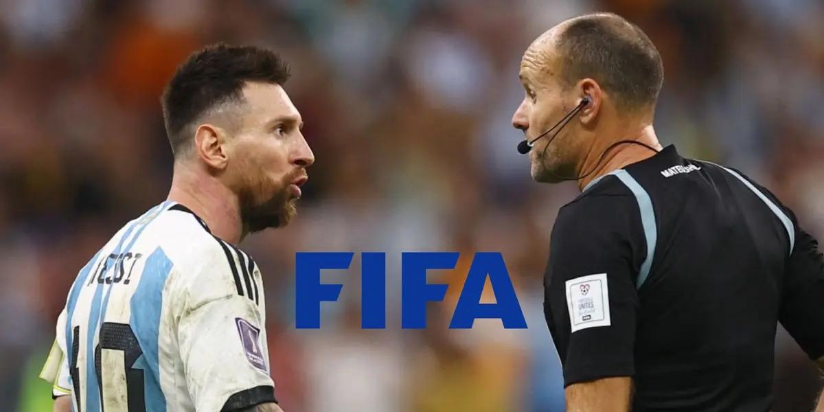 El colegiado español tuvo un polémico arbitraje en los cuartos de final entre la Albiceleste y Países Bajos.