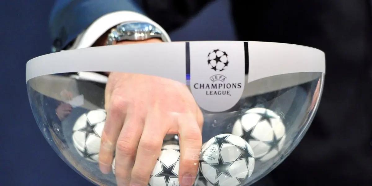 El comisario de la UEFA no metió la bola del United cuando debía decidirse el rival del Atlético de Madrid y comenzaron las quejas. UEFA decide repetir el sorteo.