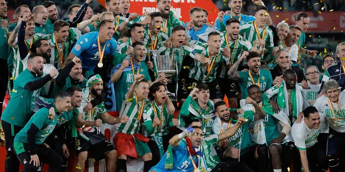 El conjunto andaluz está encaminado en lo que es la próxima temporada, con vistas a mejorar el curso que está llegando a su fin y lo encuentra como último campeón de la Copa del Rey y con participación en copas internacionales.