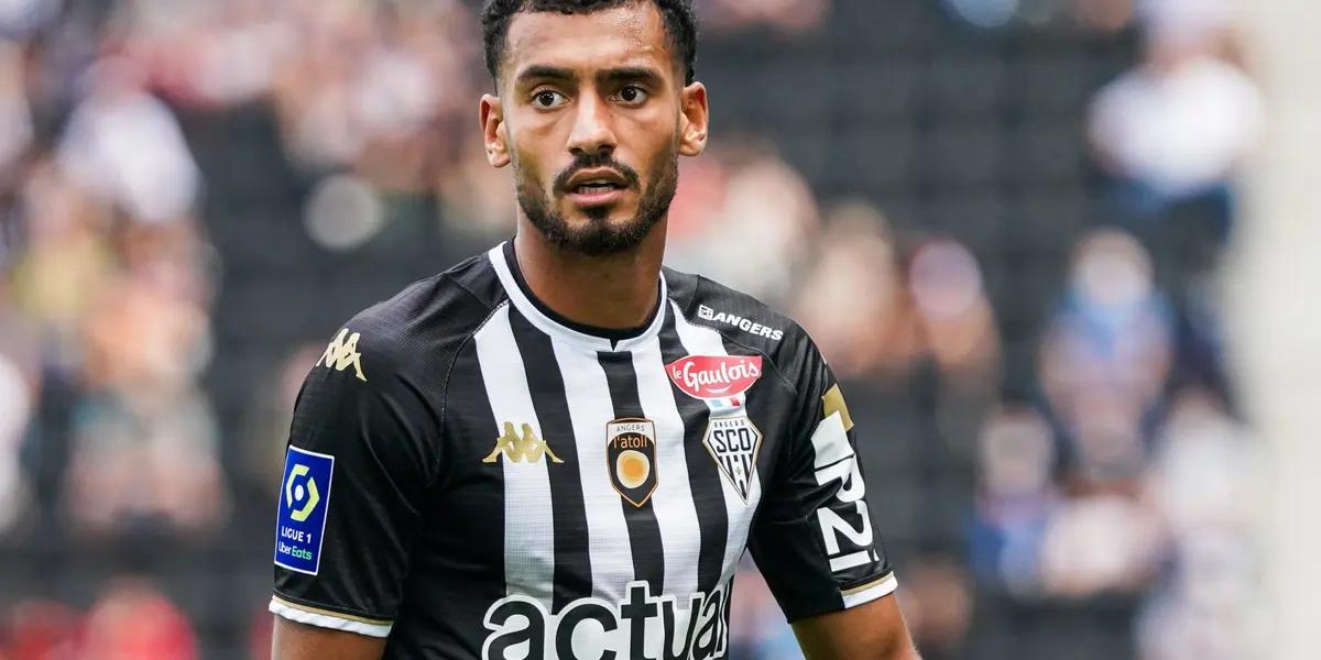 El conjunto andaluz está muy atento a lo que ocurre en el mercado de transferencias y estaría mirando muy de cerca la situación del centrocampista marfilense.