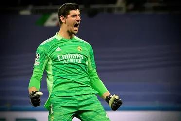 El conjunto Blanco es inferior al Liverpool y el arquero belga se convierte en la gran figura del partido sacando pelotas claves.