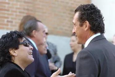 El conjunto Blanco no se olvidó del futbolista argentino.