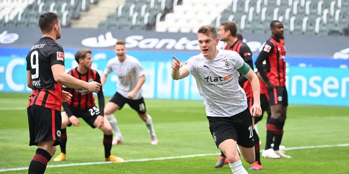 El conjunto catalán busca cerrar la llegada de un defensor de jerarquía.