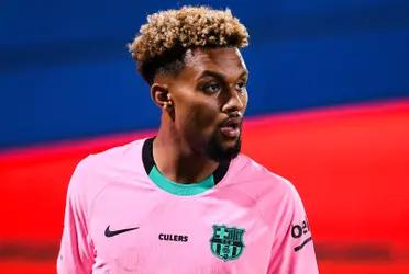 El conjunto catalán confirmó la llegada del holandés.