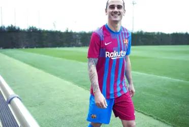 El conjunto culé presentó su nueva camiseta.