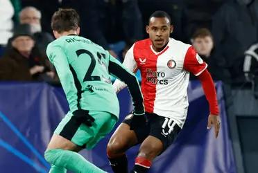 El conjunto neerlandés le pone suspenso al final del encuentro con un gol de cabeza del mediocampista