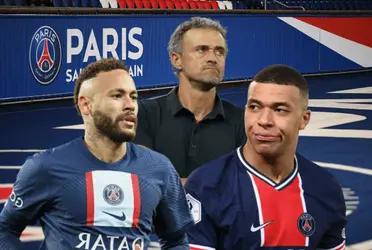 El conjunto parisino desarma su plantilla de estrellas para la nueva temporada.