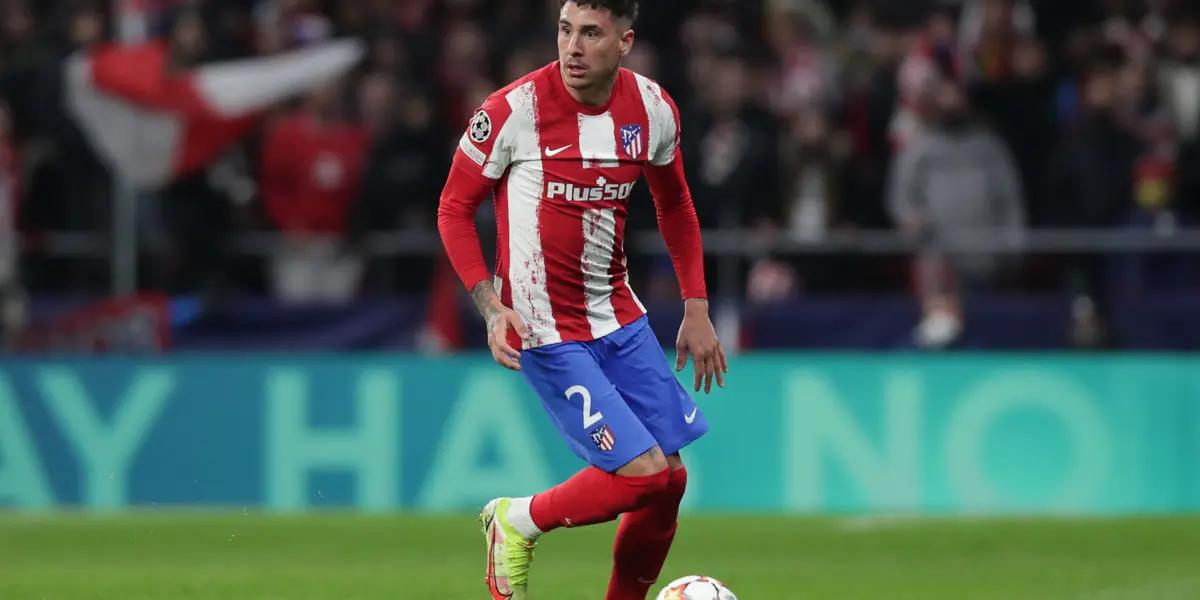 El defensa, internacional por Uruguay, termina contrato en verano del 2025. Es uno de los futbolistas de la plantilla del conjunto colchonero con mayor valor de mercado.