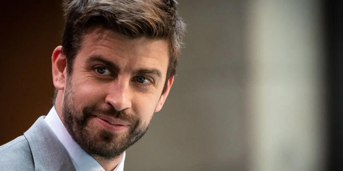 El defensor contesto al entrenador del Villareal que lo había criticado por sus tweets respecto a los arbitrajes.