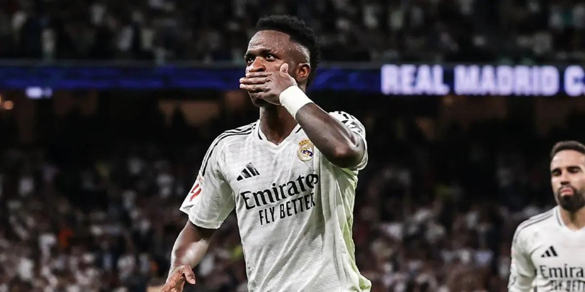 El delantero brasileño marcó tremendo gol desde fuera del área