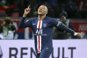 El delantero del PSG toma las decisiones de su carrera en conjunto con sus padres y esta vez no sería la excepción.