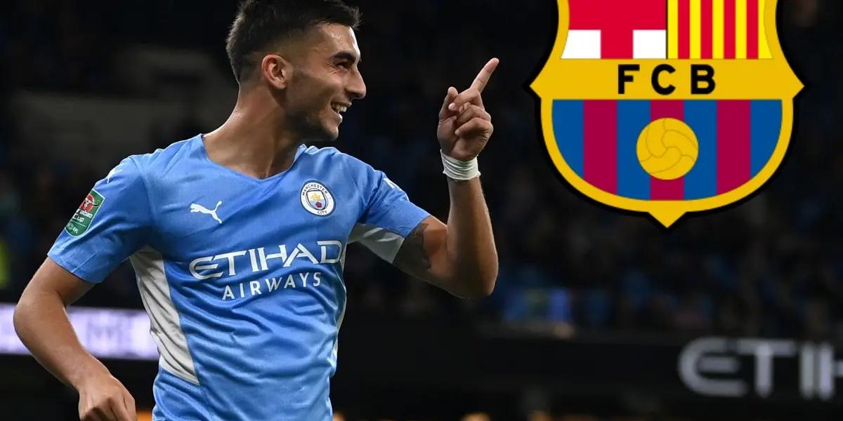 El delantero español firma hasta el 30 de junio de 2027 y su cláusula de rescisión es de 1.000 millones de euros.