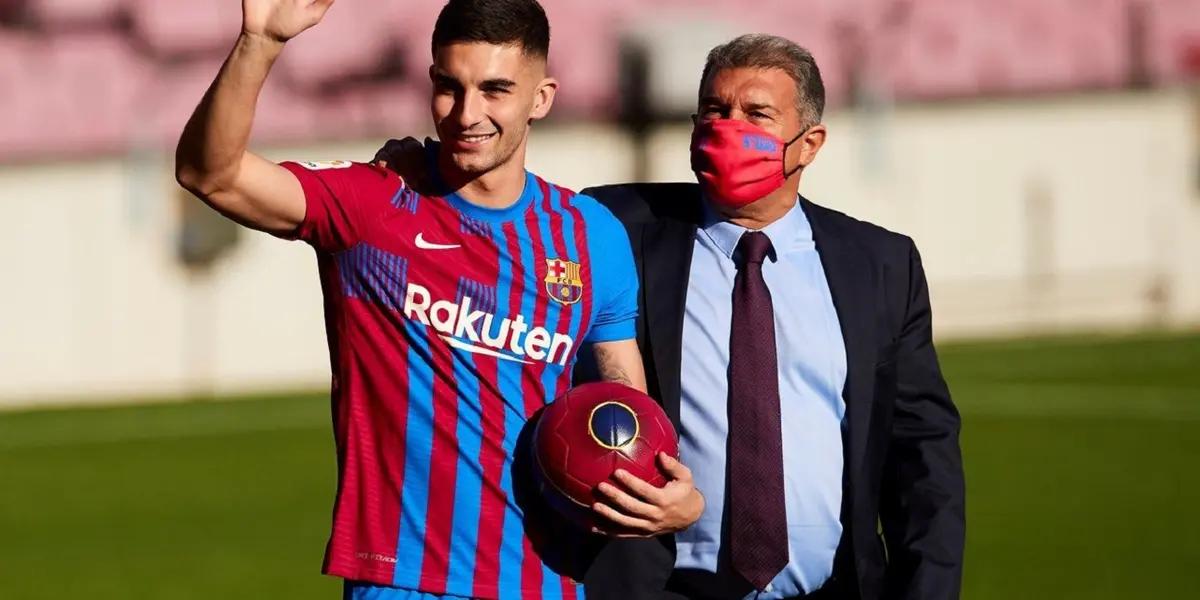 El delantero ex Manchester City ya hizo sus primeros movimientos como azulgrana y se mostró ansioso por debutar en el Barcelona.