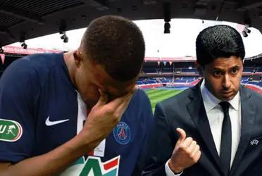 El delantero francés es duramente castigado por las decisiones de los parisinos.