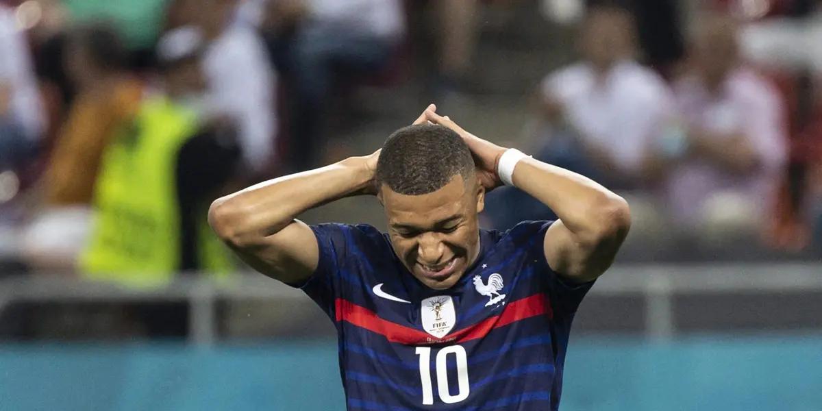 El delantero francés no pasa por un buen momento y sumado a eso, sufrió una noticia que podría complicar su futuro en la Copa del Mundo.