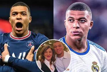 El delantero francés tiene como representante a su madre Fayza.