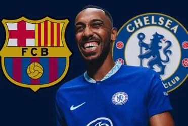 El delantero Gabonés quiere volver al club, Xavi le dará la oportunidad