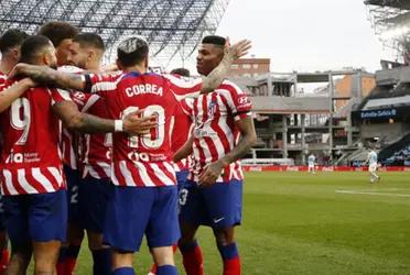 El delantero le dio un agónico e importante triunfo al Atlético.