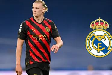 El delantero de los Citizens fue titular, pero no tuvo chances para marcar.