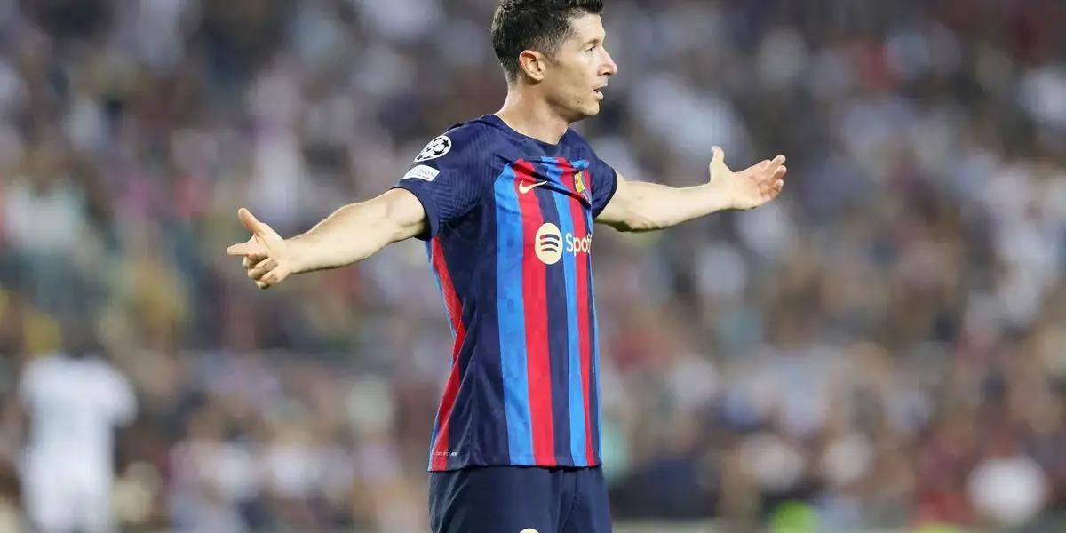 El delantero polaco habló sobre la eliminación del Barcelona de la UEFA Champions League por segunda temporada consecutiva.
