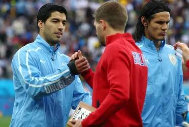 El delantero uruguayo podría dejar Atlético Madrid al final de la temporada y ya tiene una idea bastante acabada de donde podría proseguir su carrera. La chance de ser seducido por Steven Gerrard para ir al Aston Vila es concreta y allí podría encontrarse con Couttinho.