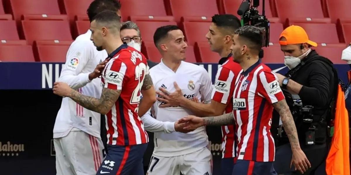 El delantero uruguayo tuvo un cruce con el español.