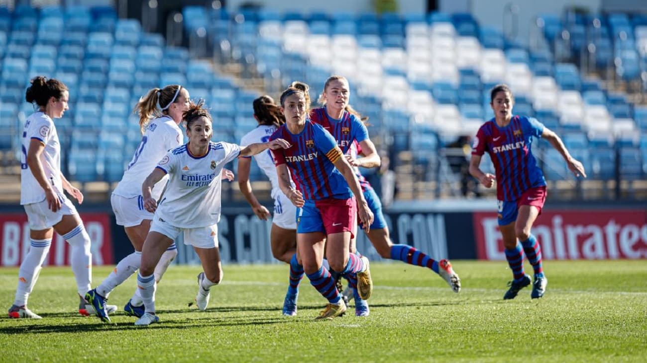 El derbi español se traslada a la UEFA Womens Champions League, en busca del ticket a las semifinales de la importante competencia continental. Las merengues buscarán el milagro ante las vigentes campeonas de Europa.