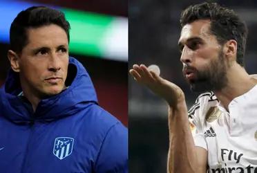 El derby de juveniles estuvo bien picante con el duelo que protagonizaron en el banco de suplentes Fernando Torres y Álvaro Arbeloa