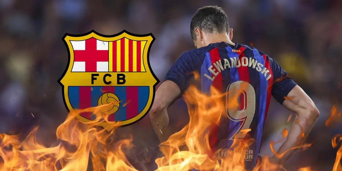 El DT de Polonia contó que el delantero se llevó un gran disgusto en el Barça.