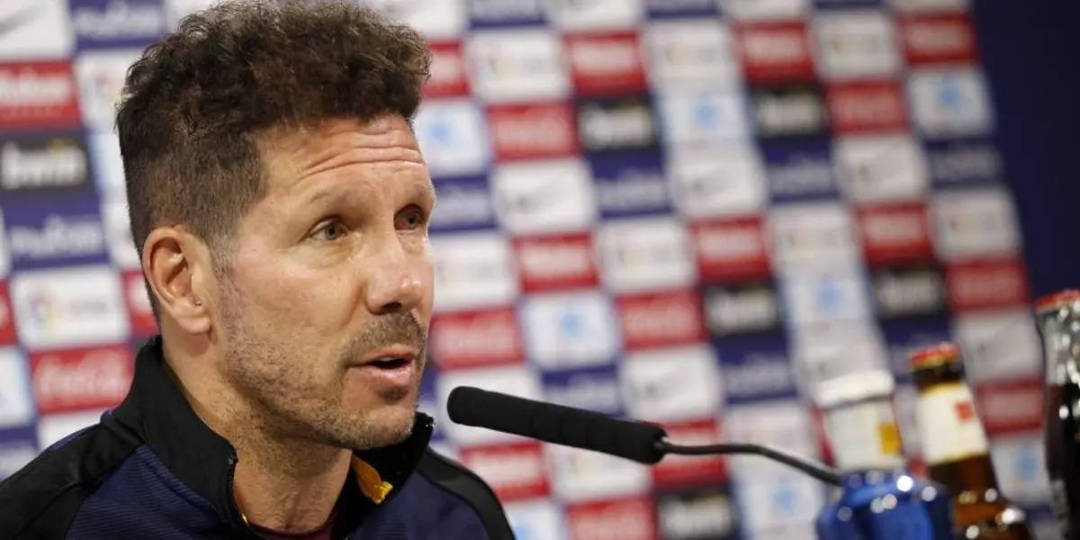 El entrenador argentino enfureció a las decisiones arbitrales a la actuación del VAR.