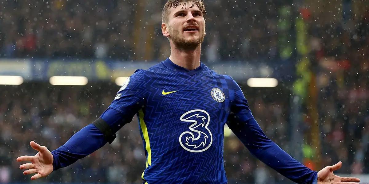 El entrenador del Dortmund y la dirigencia ya tienen varios jugadores apuntados con la para reforzar cada línea del equipo con el dinero de la venta de Haaland.