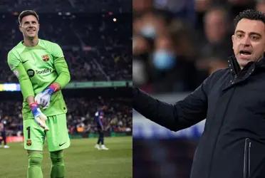 El entrenador español decidió sustituirlo cuando terminó la primera parte.