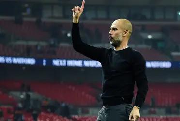 El entrenador español sigue beneficiando a su ex club a pesar de estar muy lejos de él.