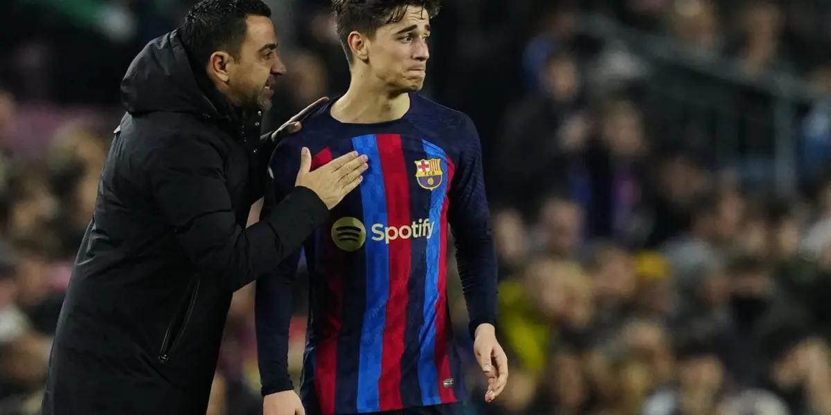 El entrenador español tomó la decisión en la primera parte sin dudar.