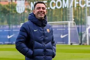 El entrenador por fin recibe una buena noticia para su equipo.