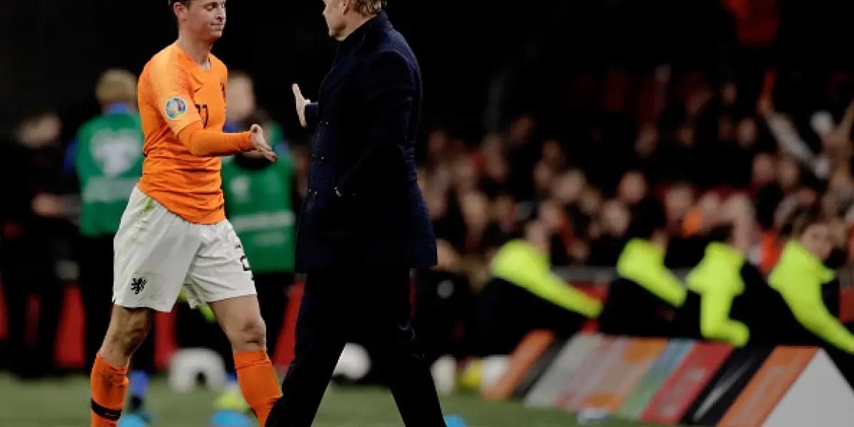 El entrenador holandés buscará confirmar la continuidad de De Jong, ante la posible oferta del Bayern Münich.