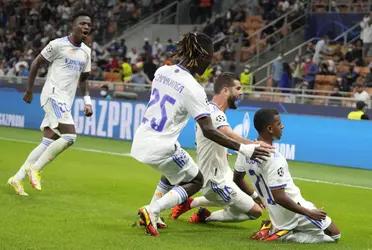 El equipo de Ancelotti celebró un gol sobre la hora que lo impulsó en la cima del Grupo D por la Champions League. De manera agónica ganó un partido duro en casa de Inter de Milán, en el estreno de la competición.