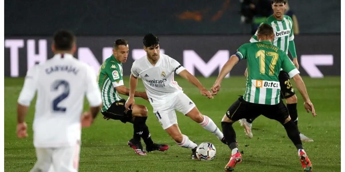 El equipo de Carlo Ancelotti prueba variantes, de cara a la final de Champions, y enfrenta al Real Betis. La formación verdiblanca busca acceder a la próxima edición del torneo continental.