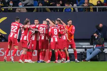 El equipo colchonero le arrebató los tres puntos a Cádiz en su casa, goleándolo por 4 a 1 y quedó a solo un punto de alcanzar la cima del campeonato.