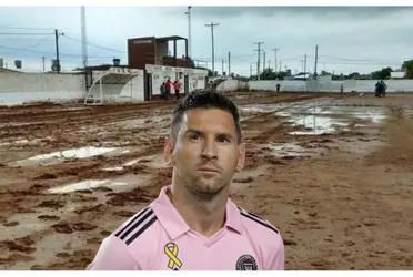 El equipo del astro argentino tiene muy pocas posibilidades de jugar los playoffs de la competencia, por lo que la Pulga estaría analizando jugar en un lugar que nadie se esperaba