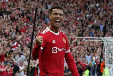 El equipo del portugués está que arde, su entrenador esta al borde de ser despedido y el equipo no encuentra el camino a la gloria. Ya pensando en lo que viene, el Manchester United tiene pensado reforzar su equipo con un personaje que actualmente milita en el PSG.