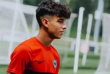 El equipo merengue merengue acaba de fichar a una de las máximas promesas del futbol español, proveniente del Eintracht de Franfurt, se espera mucho de él.